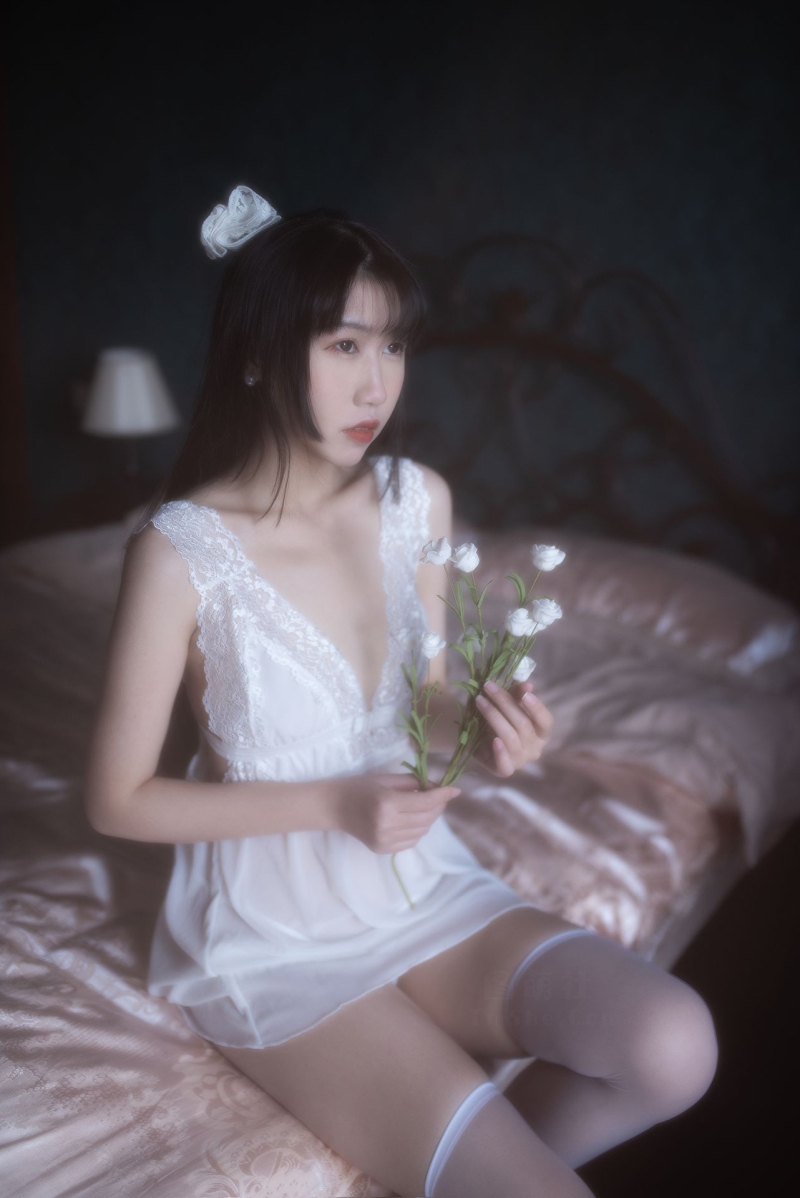 不呆猫 白月光【53P-32MB】 不呆猫 白月光【53P-32MB】