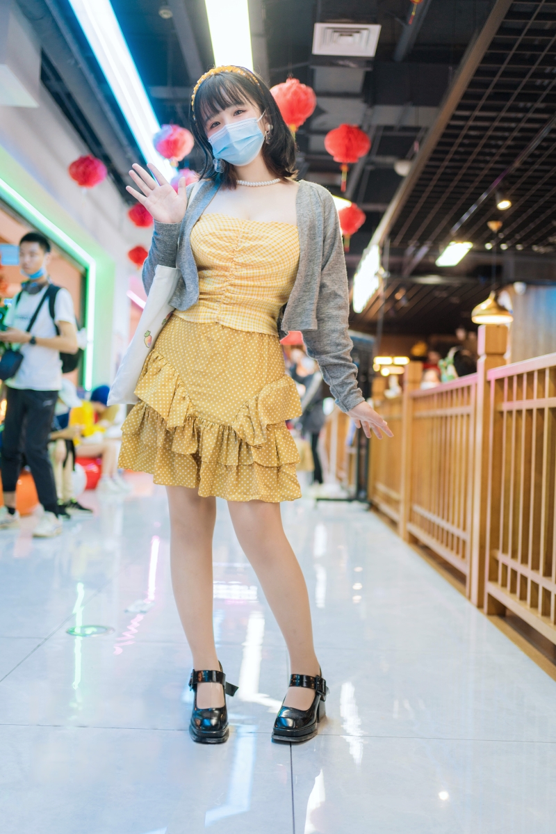 阿半今天很开心#黄色抹胸【68P-1V-508MB】 阿半今天很开心#黄色抹胸【68P-1V-508MB】