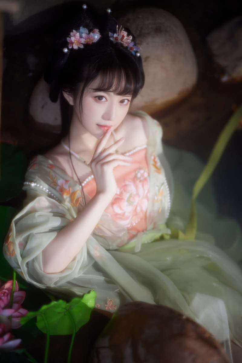 Shika小鹿鹿#不早朝【28P-1V263MB】 Shika小鹿鹿#不早朝【28P-1V263MB】