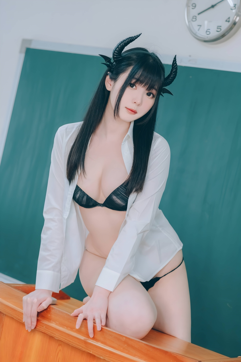 霜月shimo#DL版 隣のサキュバス霜月さん!!vol.01【124P-1V-362MB】 霜月shimo#DL版 隣のサキュバス霜月さん!!vol.01【124P-1V-362MB】