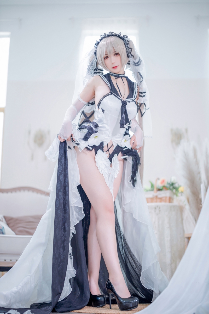 樱落酱w#碧蓝航线 可畏 礼服【20P-208MB】 樱落酱w#碧蓝航线 可畏 礼服【20P-208MB】