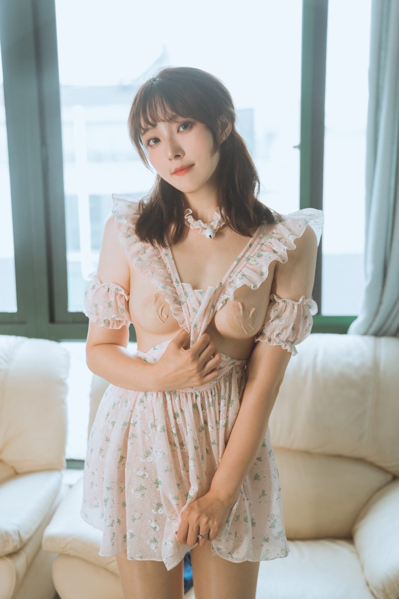 Natsuko夏夏子#碎花围裙【55P-1V-782MB】 Natsuko夏夏子#碎花围裙【55P-1V-782MB】
