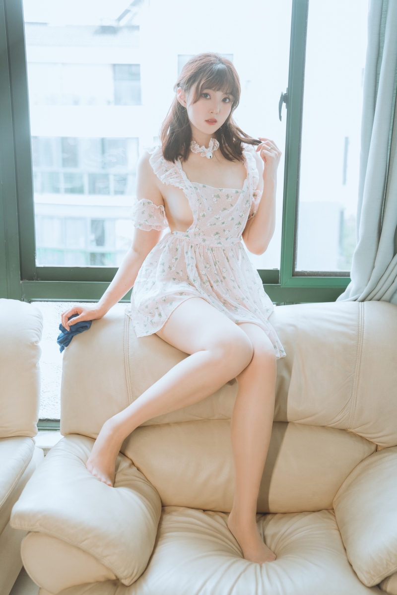 Natsuko夏夏子#碎花围裙【55P-1V-782MB】 Natsuko夏夏子#碎花围裙【55P-1V-782MB】