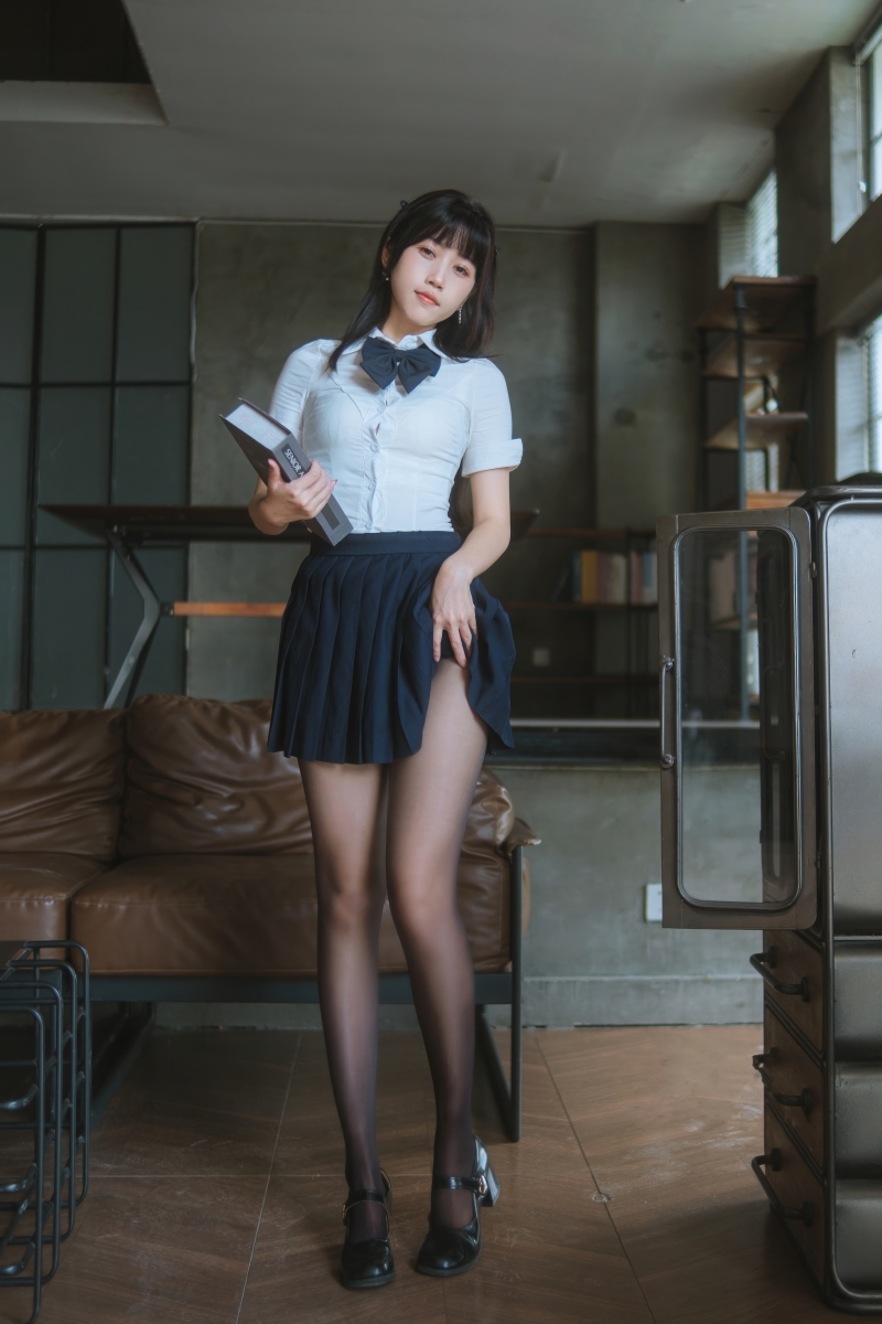 不呆猫#JK学妹户外【59P-390MB】