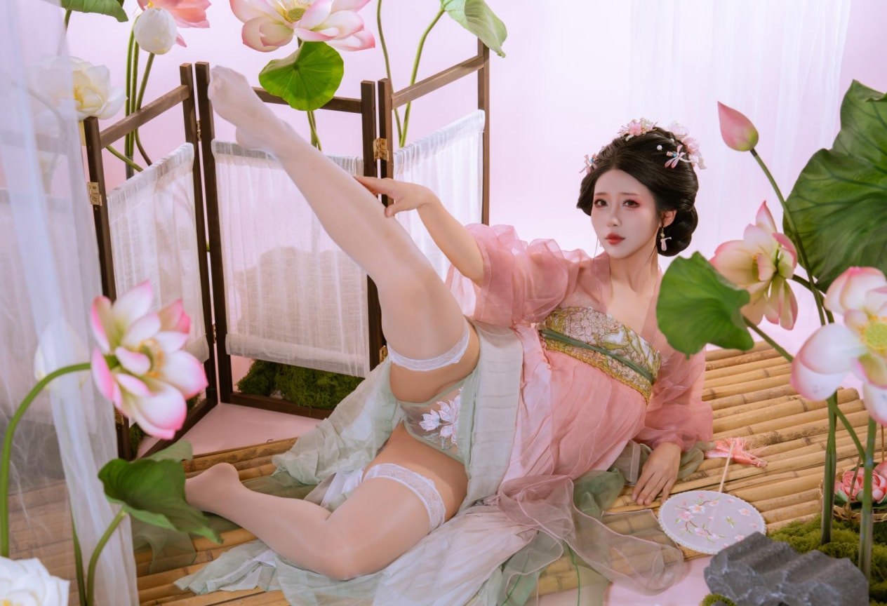 云溪溪#奶桃 采莲--只能说太好看了吧! 云溪溪#奶桃 采莲--只能说太好看了吧!