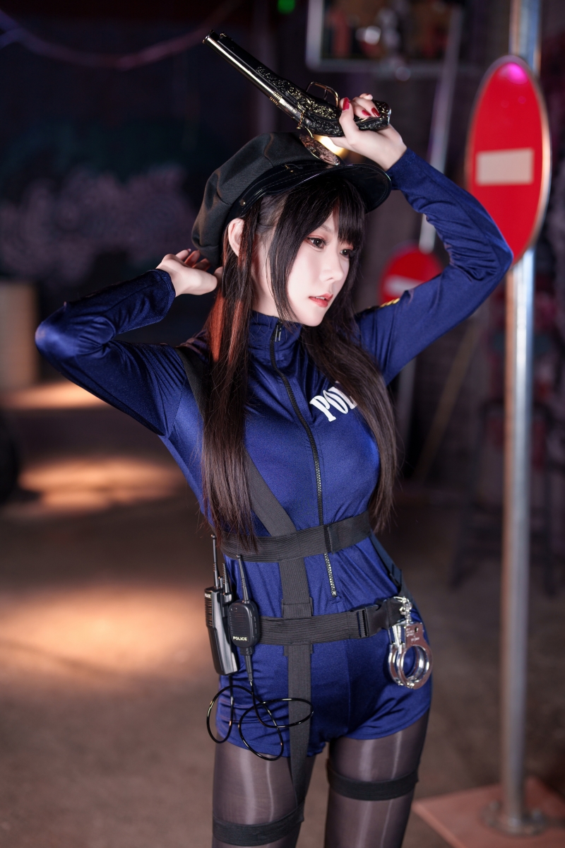 香草喵露露 十一月舰长 女紧【40P-1V1.54GB】