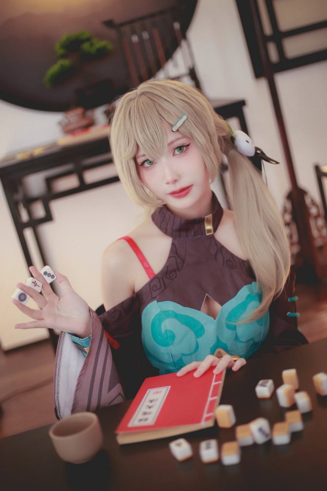 coser Bass化身《崩坏:星穹铁道》青雀,探秘灵魂深处的可爱魅力 coser Bass化身《崩坏:星穹铁道》青雀,探秘灵魂深处的可爱魅力