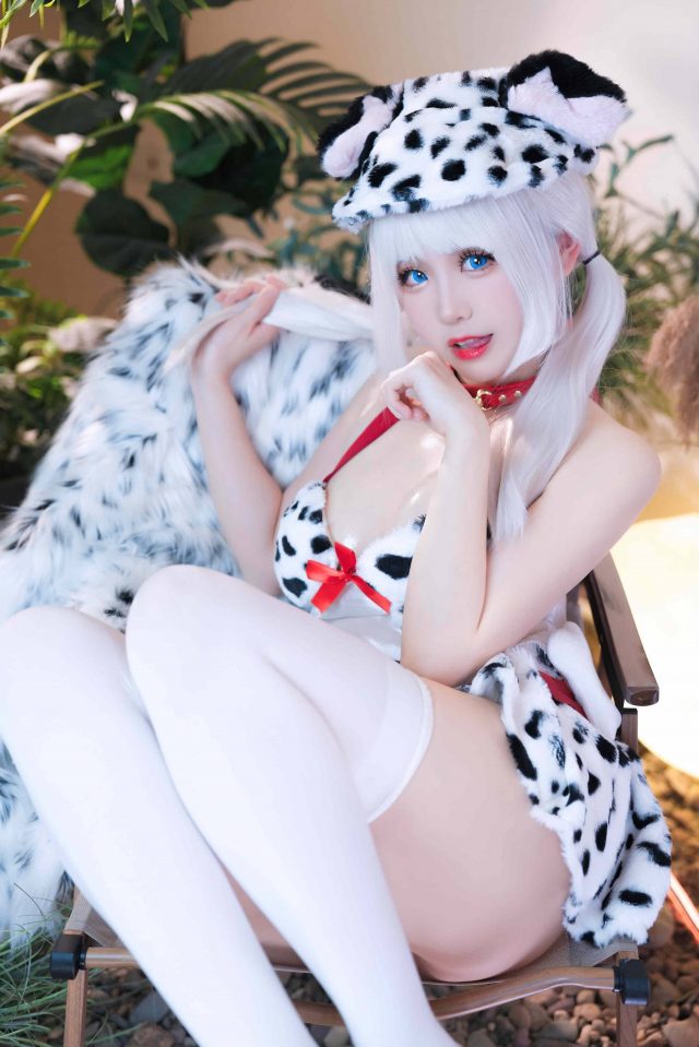 当斑点狗遇上时尚:coser Miko酱ww的COSPLAY艺术之旅 当斑点狗遇上时尚:coser Miko酱ww的COSPLAY艺术之旅