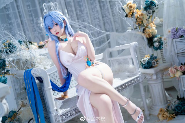宮本桜cos《胜利女神:妮姬》海伦,性感礼服绽放宙斯盾之花 宮本桜cos《胜利女神:妮姬》海伦,性感礼服绽放宙斯盾之花