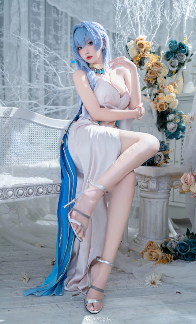 宮本桜cos《胜利女神:妮姬》海伦,性感礼服绽放宙斯盾之花 宮本桜cos《胜利女神:妮姬》海伦,性感礼服绽放宙斯盾之花