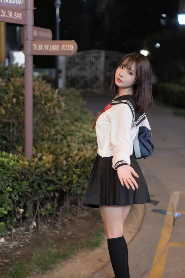 重温青涩岁月,coser yuuhui玉汇的校园女神双面魅力解析 重温青涩岁月,coser yuuhui玉汇的校园女神双面魅力解析
