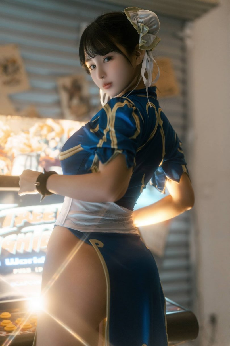 旋风腿下的正义之美:桜井宁宁与她的春丽cosplay故事 旋风腿下的正义之美:桜井宁宁与她的春丽cosplay故事