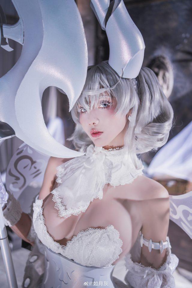 如月灰cos《游戏王卡组》白银城,美得不要不要的白银之美! 如月灰cos《游戏王卡组》白银城,美得不要不要的白银之美!