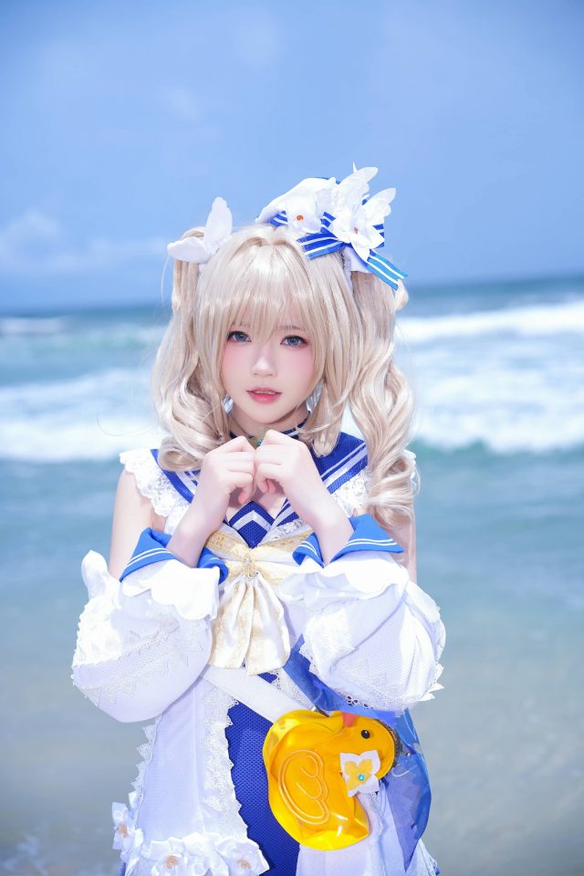 原神COSPLAY:桜桃喵完美演绎可爱偶像芭芭拉的清新魅力 原神COSPLAY:桜桃喵完美演绎可爱偶像芭芭拉的清新魅力