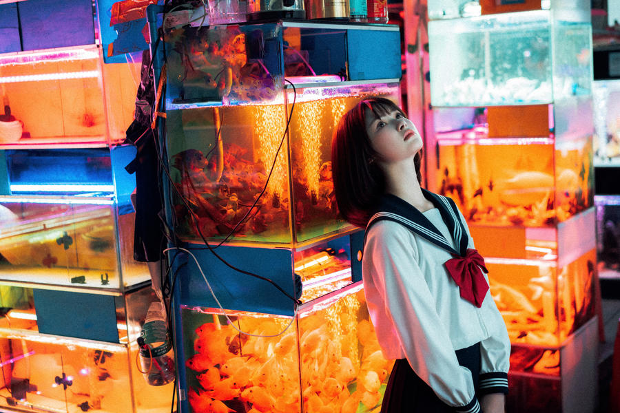 河豚抚子COS:穿越水族馆的美少女JK,镜头前的独特魅力 河豚抚子COS:穿越水族馆的美少女JK,镜头前的独特魅力