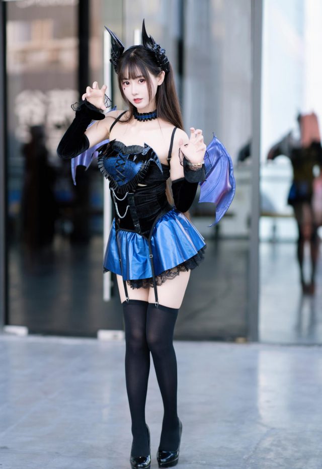 羽生三未COSPLAY:演绎文艺范与平凡之间的魅力 羽生三未COSPLAY:演绎文艺范与平凡之间的魅力