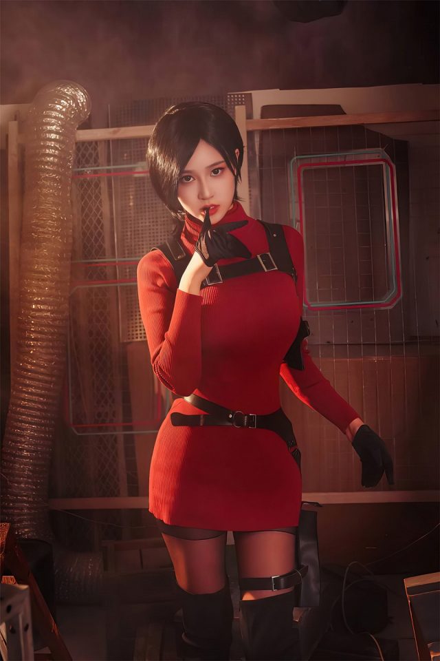 生化危机COSPLAY:泰国正妹年年Nnian化身性感神秘的艾达·王 生化危机COSPLAY:泰国正妹年年Nnian化身性感神秘的艾达·王
