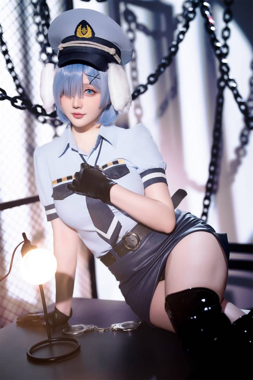 蕾姆的新姿态:探秘星之迟迟的狗耳警官COSPLAY风采 蕾姆的新姿态:探秘星之迟迟的狗耳警官COSPLAY风采