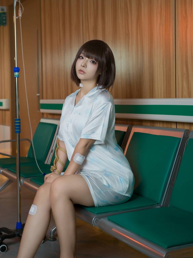 治愈之于艺术: coser yuuhui玉汇在镜头前演绎的病患生活 治愈之于艺术: coser yuuhui玉汇在镜头前演绎的病患生活