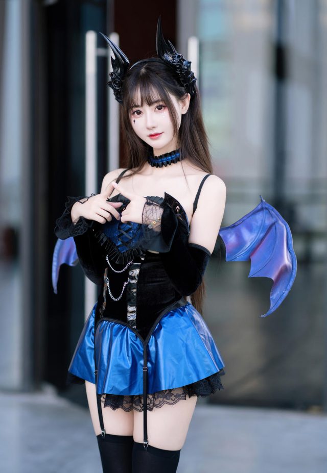 羽生三未COSPLAY:演绎文艺范与平凡之间的魅力 羽生三未COSPLAY:演绎文艺范与平凡之间的魅力